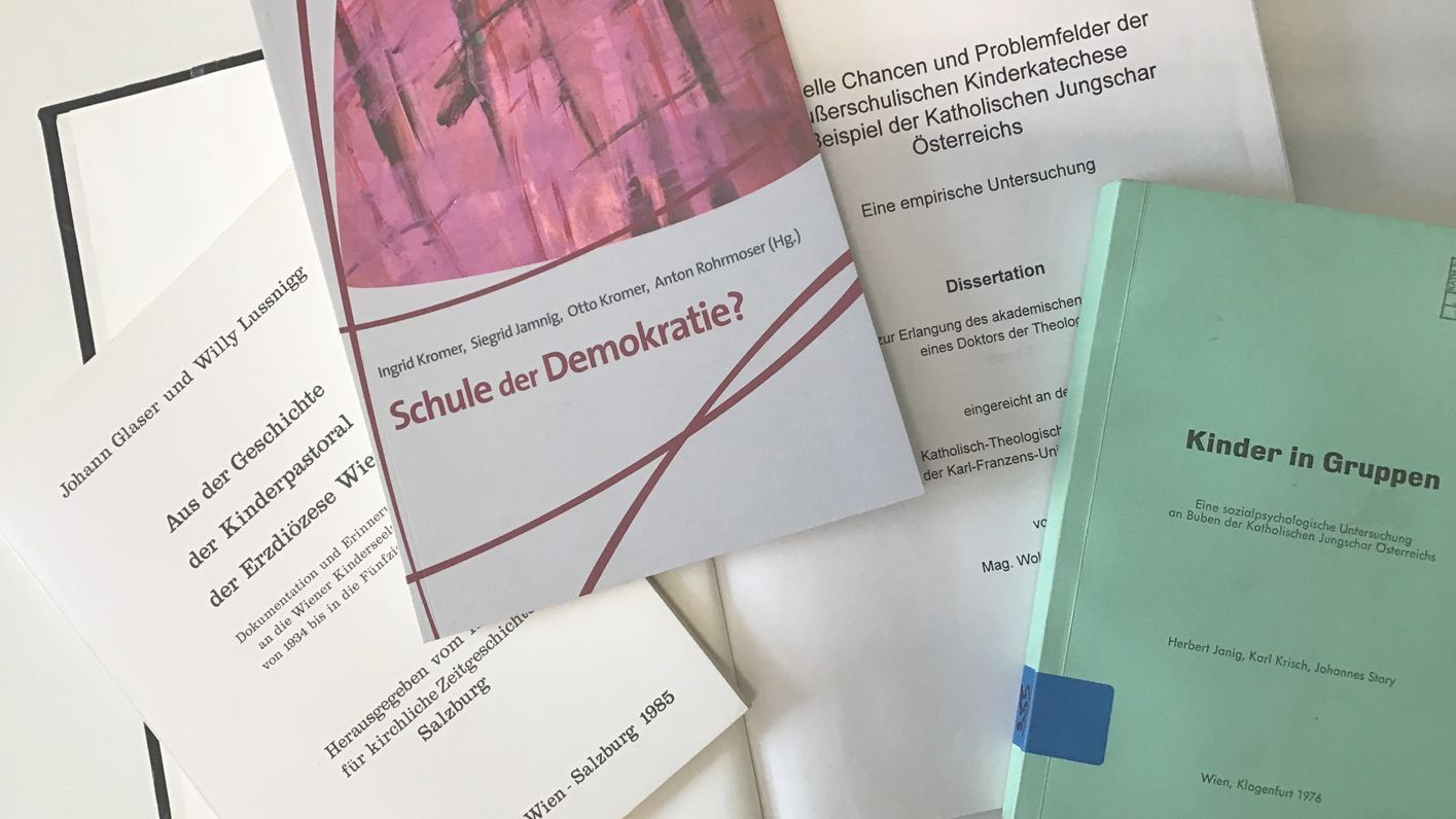 Dissertationen und Studien